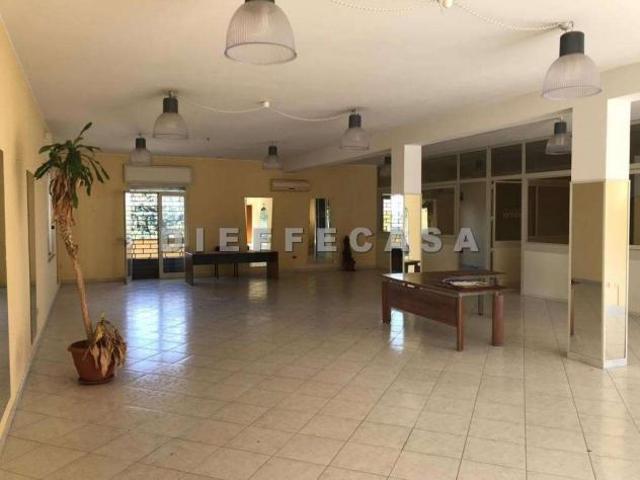 Locale Commerciale in vendita a Rione Sappusi, Marsala