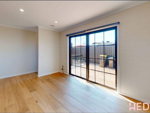 House for rent in South Kingsville, Melbourne