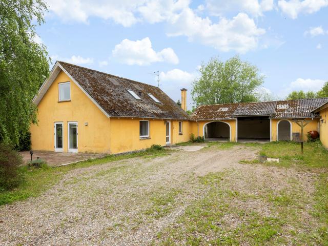 Landejendom til salg i Brønderslev-Dronninglund