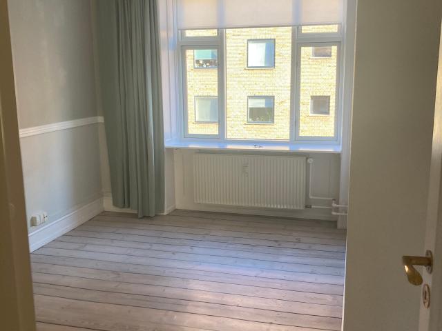 Zimmer til leje i Frederiksberg C, Brøndby