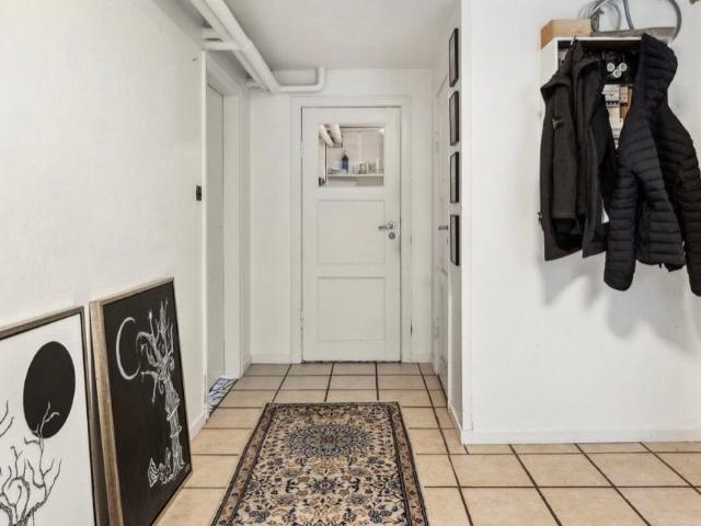 Zimmer til leje i Hadsten, Århus