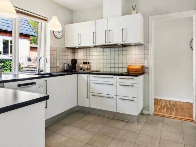Zimmer til leje i Hadsten, Århus