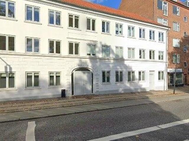 Zimmer til leje i København, Brøndby