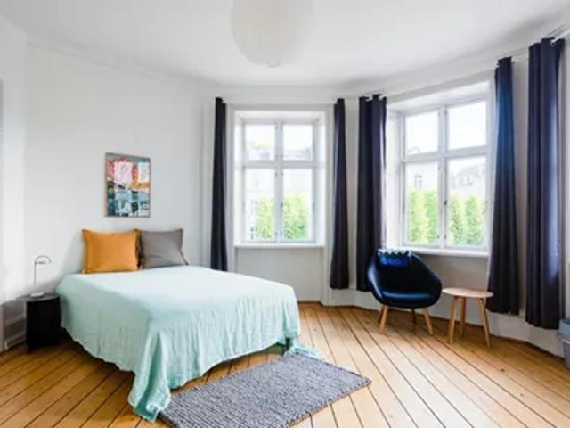 Zimmer til leje i Frederiksberg C, Brøndby