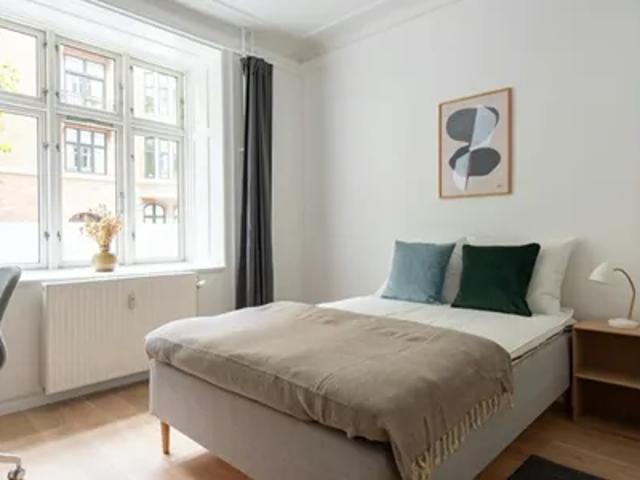 Zimmer til leje i Frederiksberg C, Brøndby