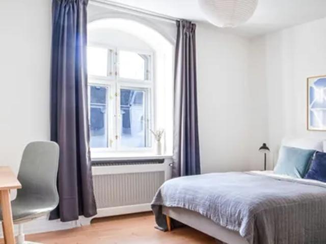 Zimmer til leje i Frederiksberg C, Brøndby