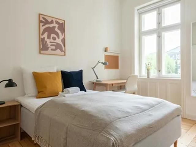 Zimmer til leje i Frederiksberg C, Brøndby