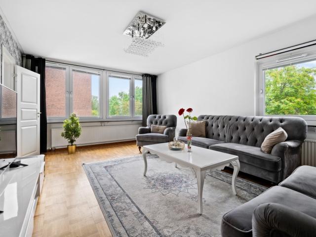 Bostadsrätt till salu i Skärholmen, Botkyrka