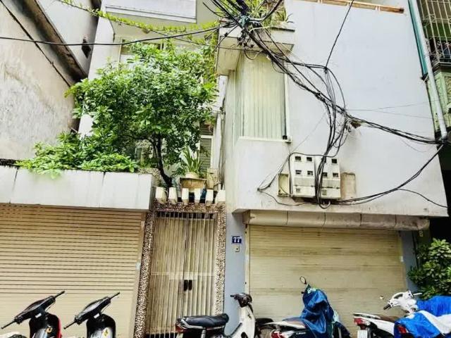 Nhà bán tại Hoàn Kiếm, Hà Nội