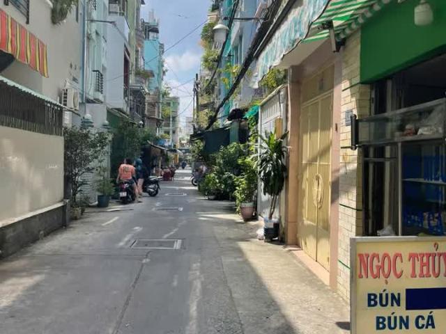 Nhà bán tại Khuôn viên UBND Thành phố Hồ Chí Minh, Thành phố Hồ Chí Minh