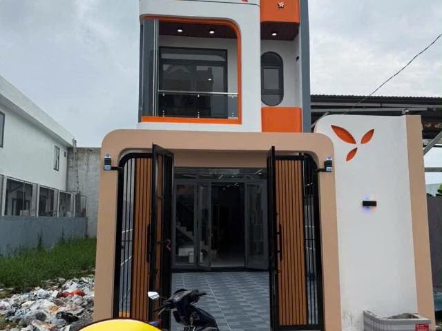 Nhà mặt phố bán