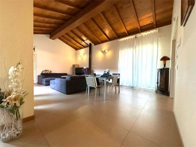 Villa Indipendente in vendita a Unione delle Terre d'Argine, Carpi