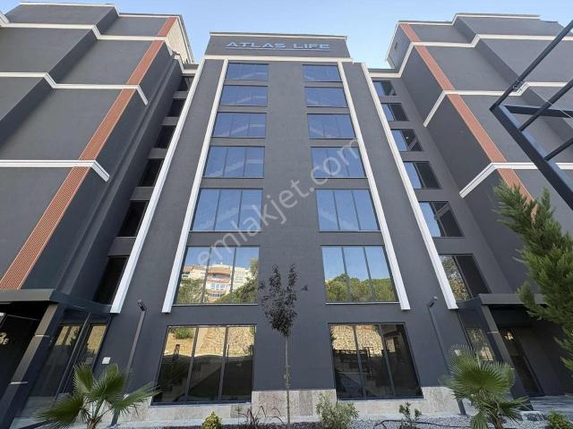 Çiğli, İzmir içerisinde kiralık mülk