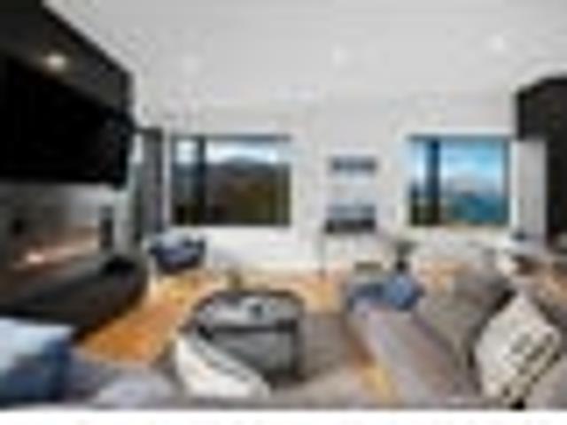 House for sale in Otakou