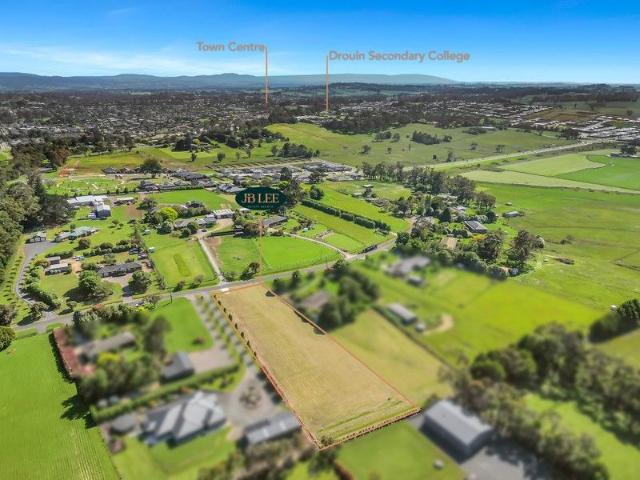 Land for sale in Drouin, Victoria