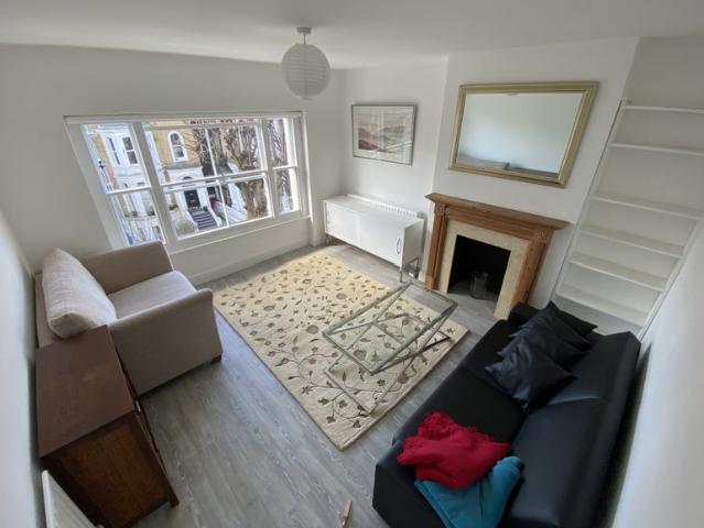 Apartment for rent in Maida Hill, Greater London