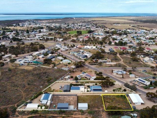 Land for sale in Cowell