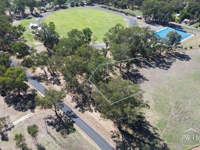 Land for sale in Apsley, Victoria