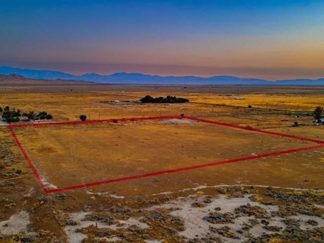 Land for sale in Lancaster, California