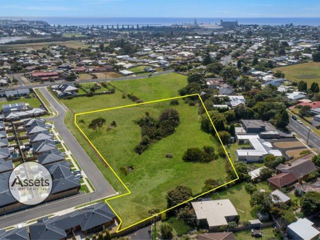 Land for sale in Portland, Shire of Glenelg