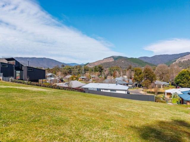 Land for sale in Bright, Victoria