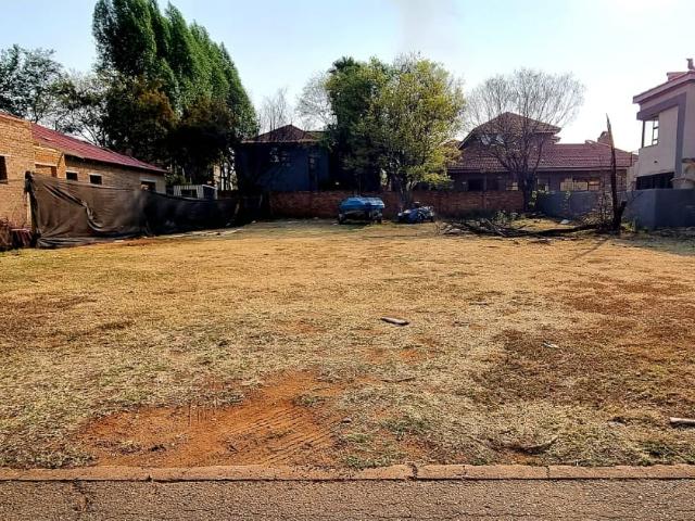 Land for sale in Hartbeespoort Dam Nature Reserve, North West