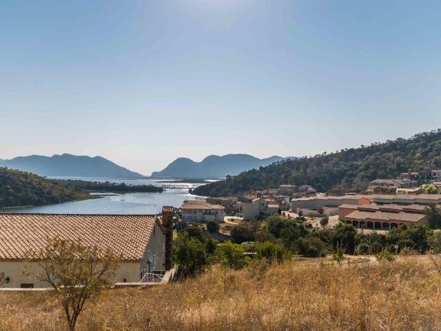 Land for sale in Hartbeespoort Dam Nature Reserve, North West
