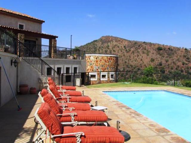Land for sale in Hartbeespoort Dam Nature Reserve, North West