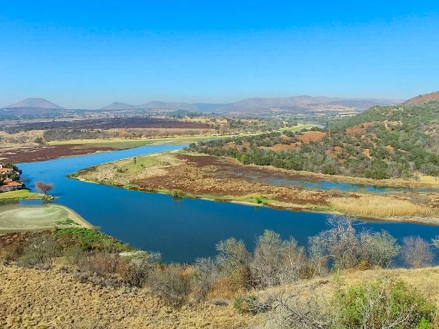 Land for sale in Hartbeespoort Dam Nature Reserve, North West