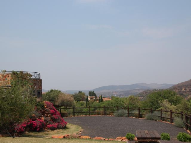 Land for sale in Hartbeespoort Dam Nature Reserve, North West