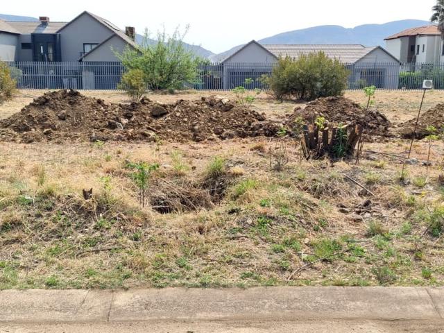 Land for sale in Hartbeespoort Dam Nature Reserve, North West