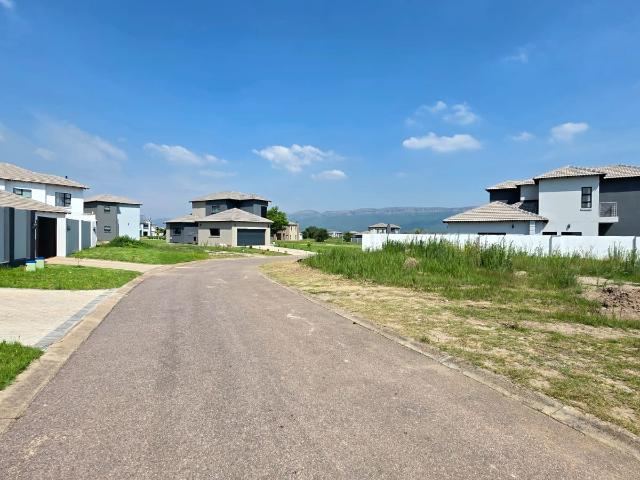 Land for sale in Hartbeespoort Dam Nature Reserve, North West