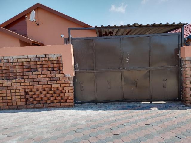 Land for sale in Kagiso, Gauteng