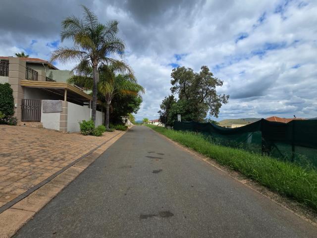 Land for sale in Hartbeespoort Dam Nature Reserve, North West