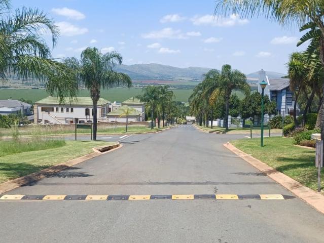 Land for sale in Hartbeespoort Dam Nature Reserve, North West
