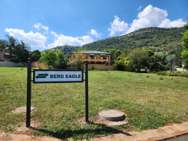 Land for sale in Hartbeespoort Dam Nature Reserve, North West