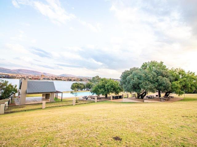 Land for sale in Hartbeespoort Dam Nature Reserve, North West