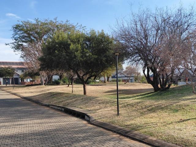 Land for sale in Hartbeespoort Dam Nature Reserve, North West