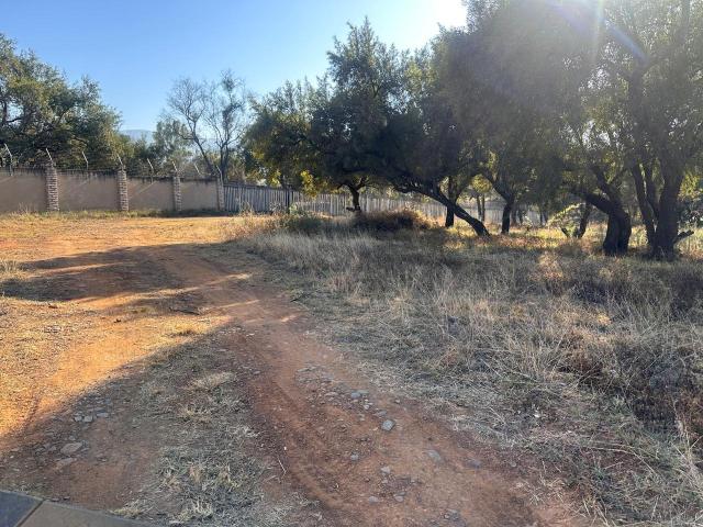 Land for sale in Hartbeespoort Dam Nature Reserve, North West