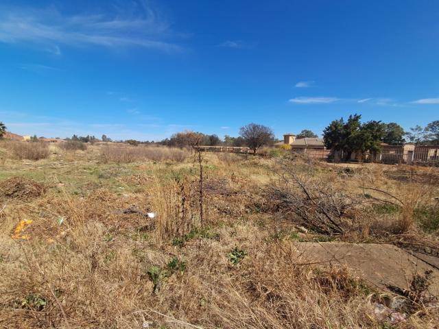 Land for sale in Dr Kenneth Kaunda, North West