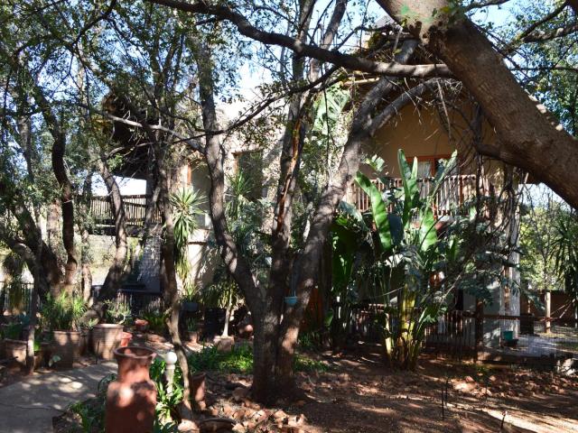 Land for sale in Hartbeespoort Dam Nature Reserve, North West
