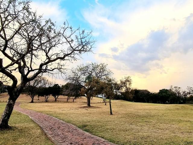 Land for sale in Hartbeespoort Dam Nature Reserve, North West