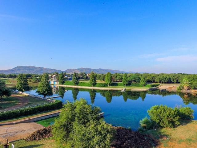 Land for sale in Hartbeespoort Dam Nature Reserve, North West