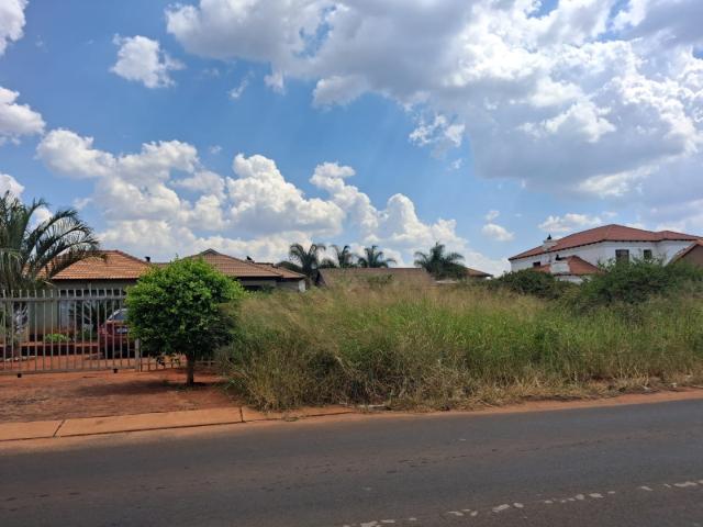 Land for sale in Akasia, Gauteng
