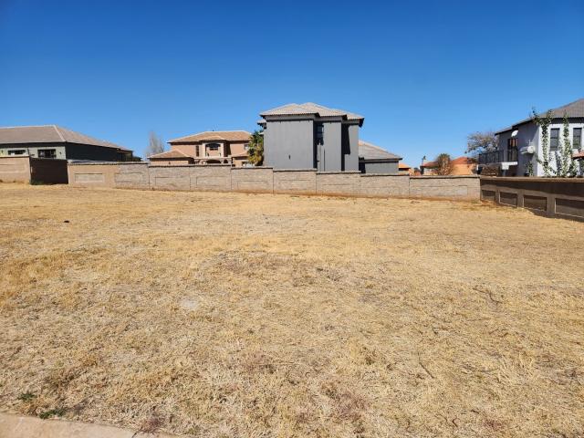 Land for sale in Dr Kenneth Kaunda, North West
