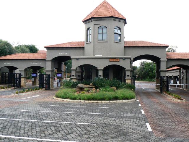 Land for sale in Hartbeespoort Dam Nature Reserve, North West