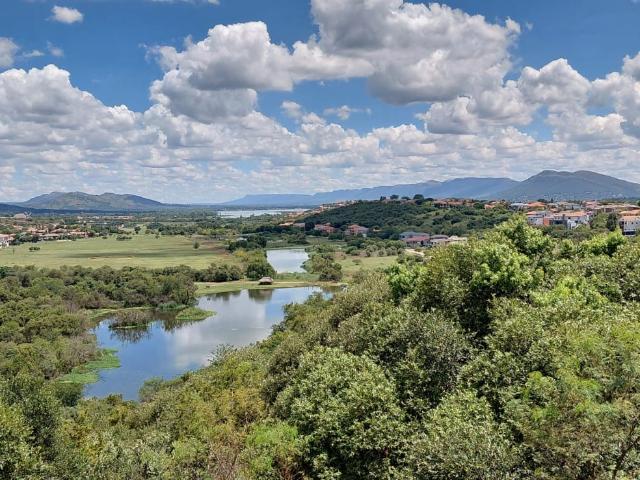 Land for sale in Hartbeespoort Dam Nature Reserve, North West