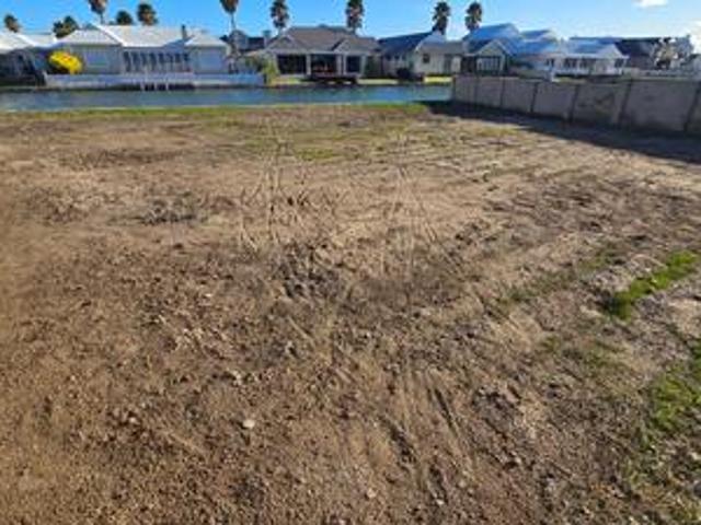 Land for sale in Cape St Francis, Eastern Cape