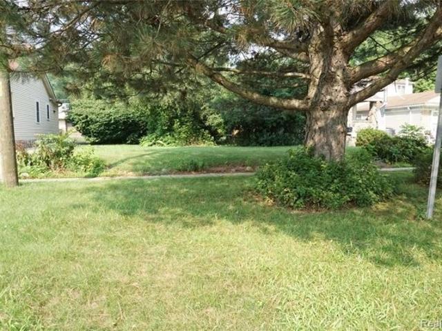 Land for sale in Redford Land for sale in Redford