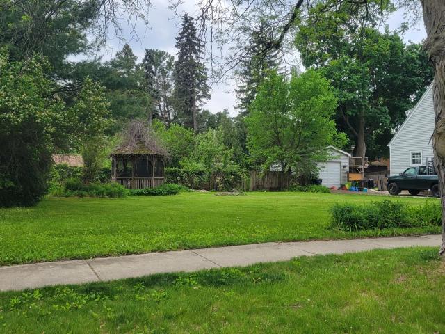 Property for sale in Elgin, Illinois